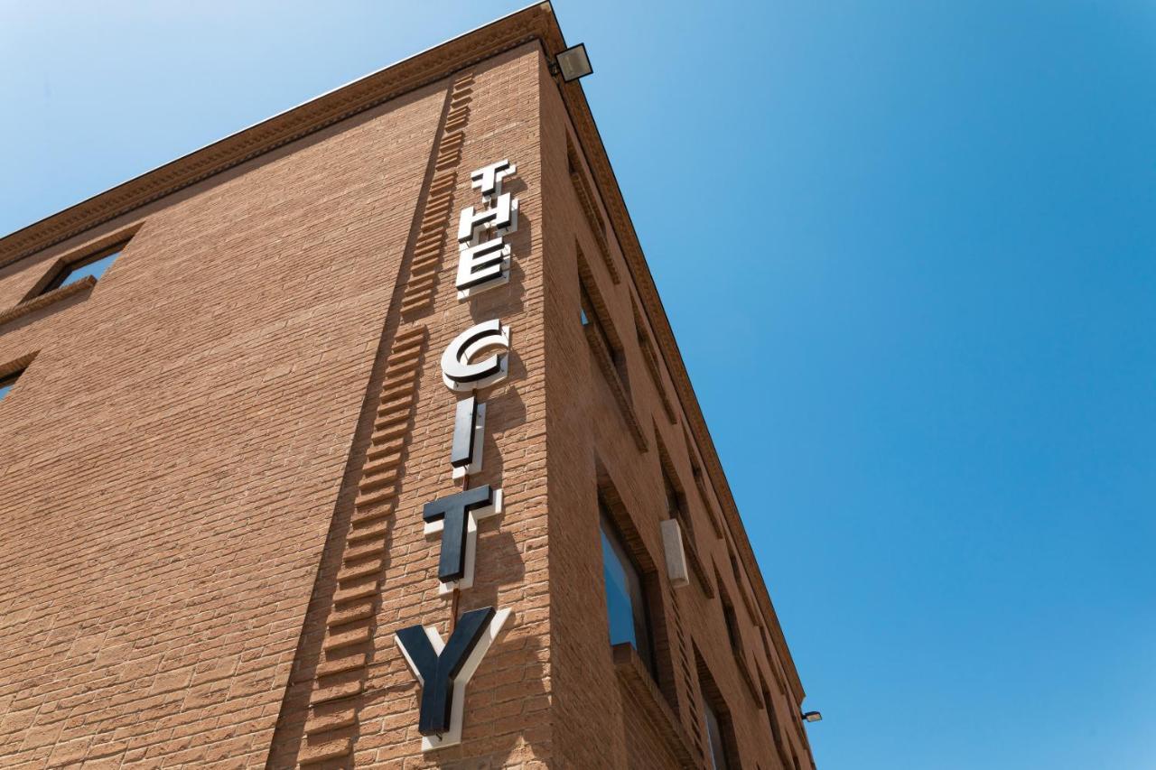 The City Hotel アンコーナ エクステリア 写真
