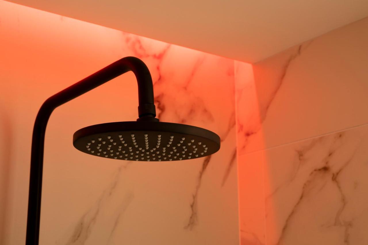 The City Hotel アンコーナ エクステリア 写真